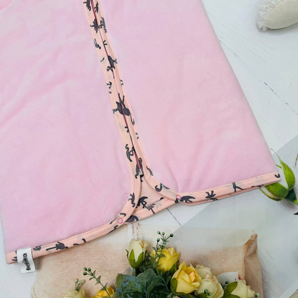 Плед детский с застежкой-молнией Bebika (13/17-3), состав: верх - 80% натуральный хлопок, 20% полиэстер; подкладка 100% хлопок; наполнитель - микрофайбер, р-р 90х90 см